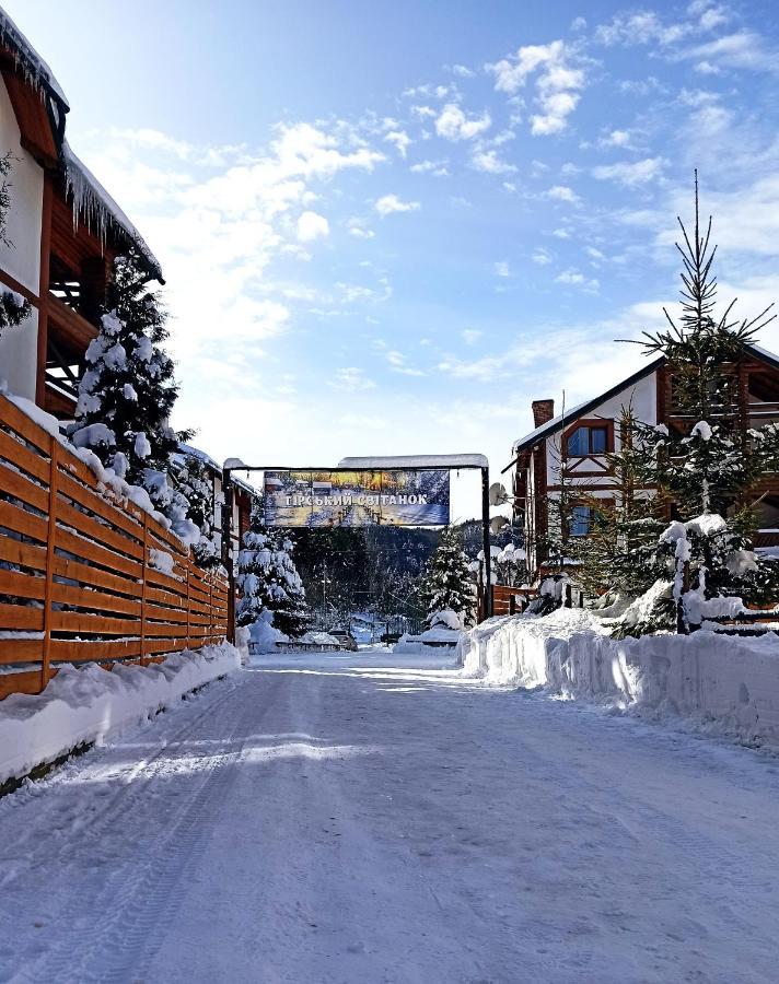 Hirskyy Svitanok Mihova Exterior foto