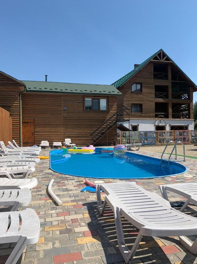 Hirskyy Svitanok Mihova Exterior foto