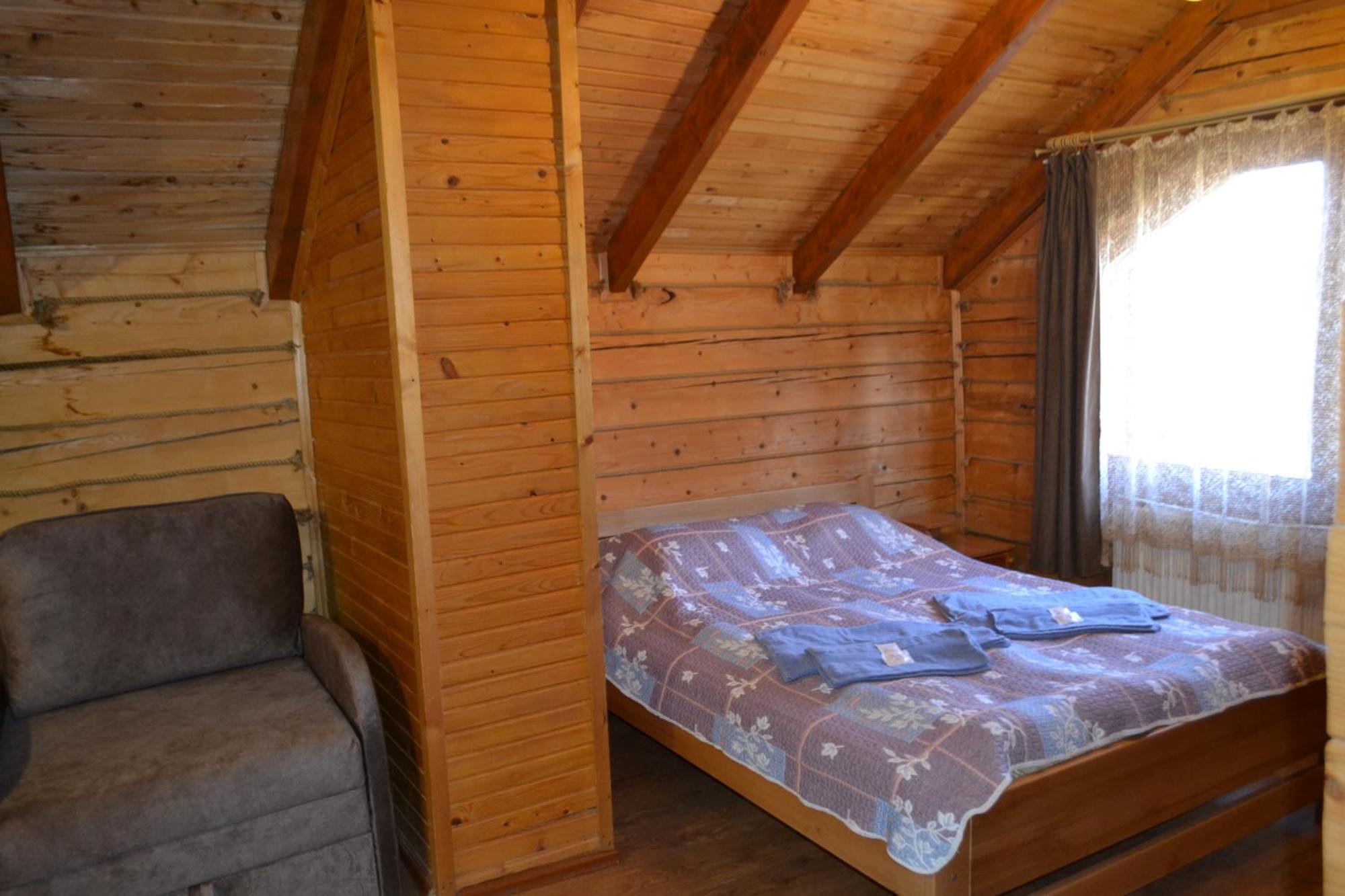 Hirskyy Svitanok Mihova Exterior foto