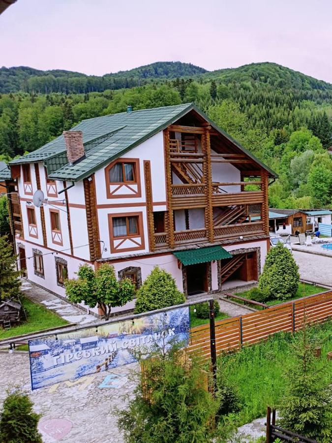 Hirskyy Svitanok Mihova Exterior foto